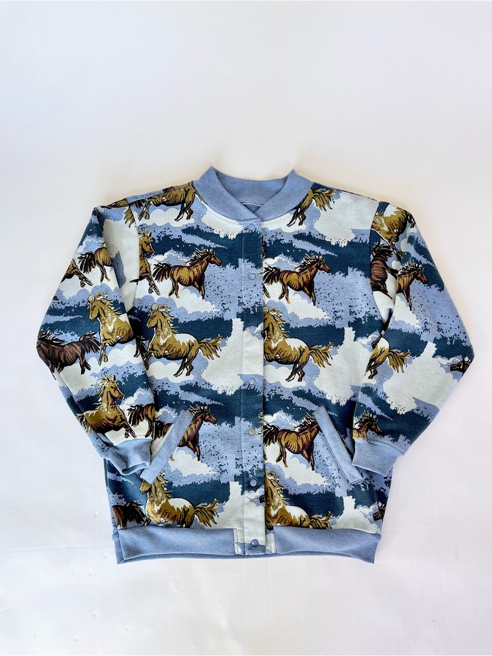 Vintage 90s Horse Print Snap-Front Jacket in Blue and Tan
